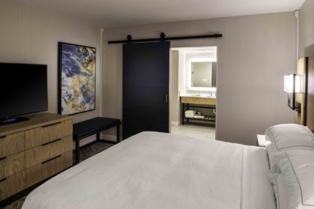 DoubleTree guestroom